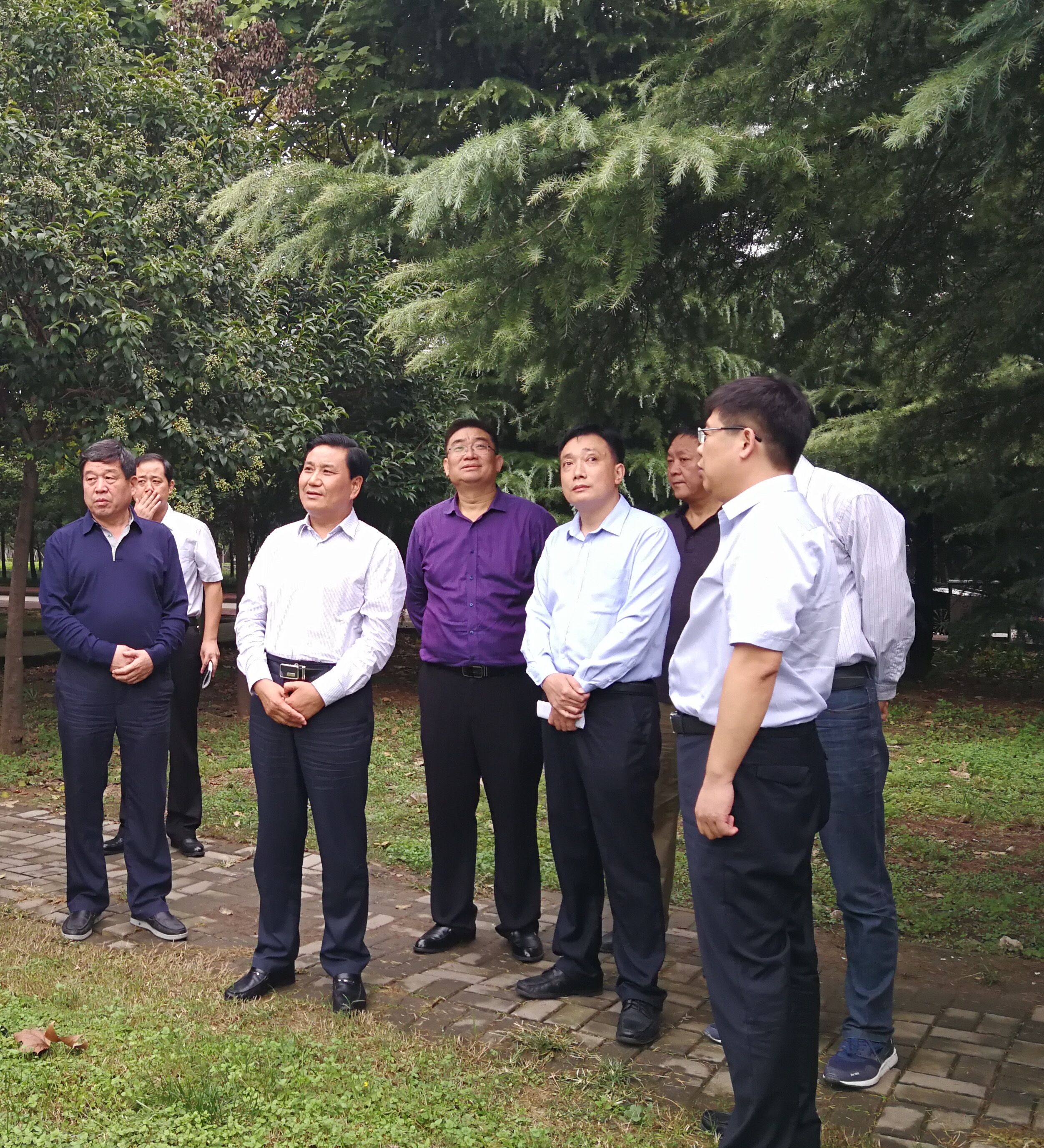 市委书记武国定调研我校大气污染防治工作