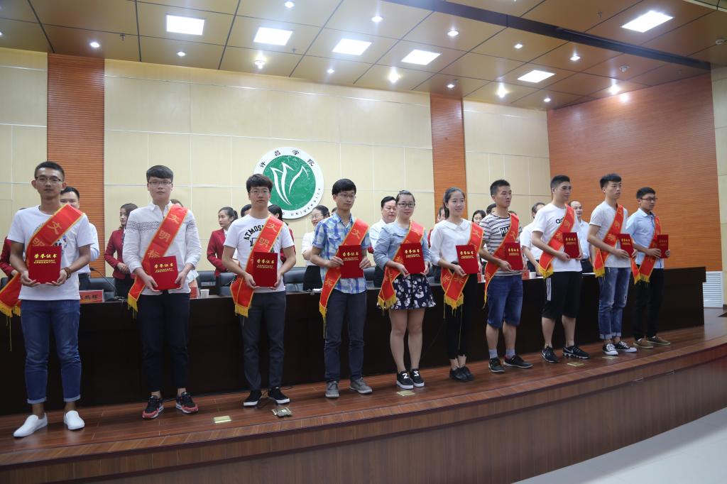 2015年度十佳文明标兵